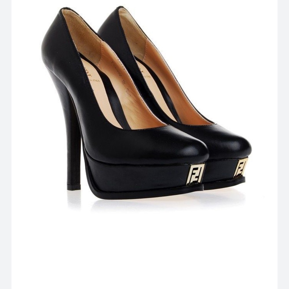 Fendi Black “Fendista” gold logo toe double platform pumps